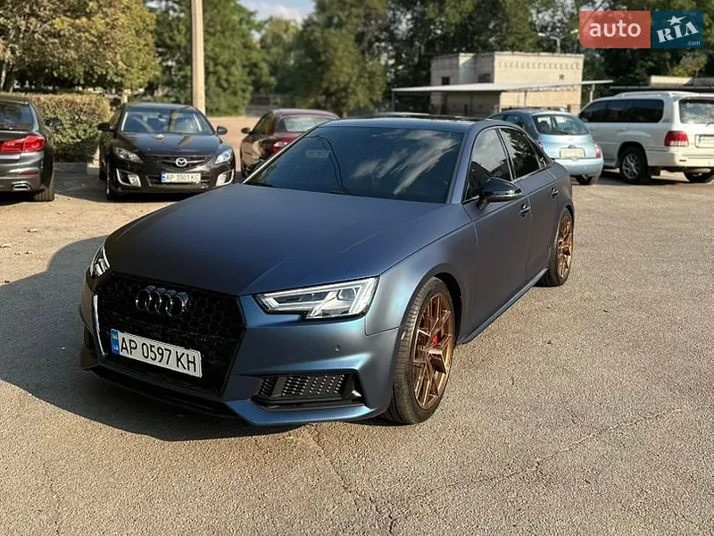 Audi S4