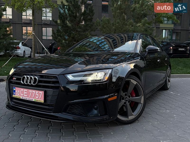 Седан Audi S4 2019 в Софіївській Борщагівці