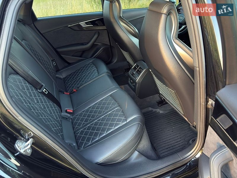 Седан Audi S4 2022 в Борисполе фото 23 Седан Audi S4 2022 в Борисполе