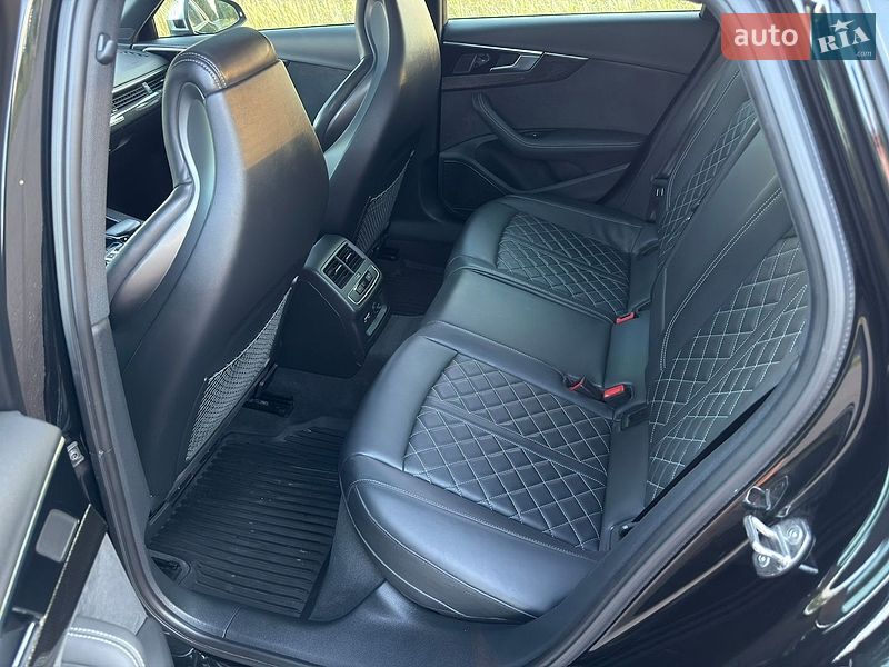 Седан Audi S4 2022 в Борисполе фото 24 Седан Audi S4 2022 в Борисполе
