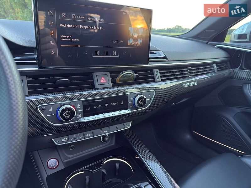 Седан Audi S4 2022 в Борисполе фото 36 Седан Audi S4 2022 в Борисполе