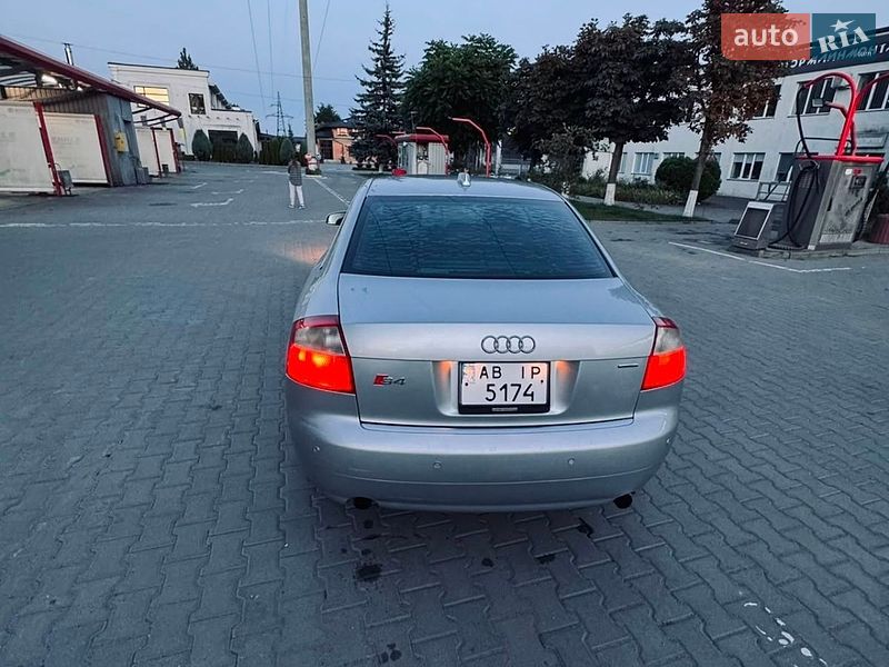 Седан Audi S4 2003 в Вінниці