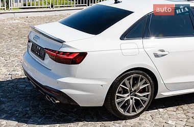Седан Audi S4 2021 в Днепре