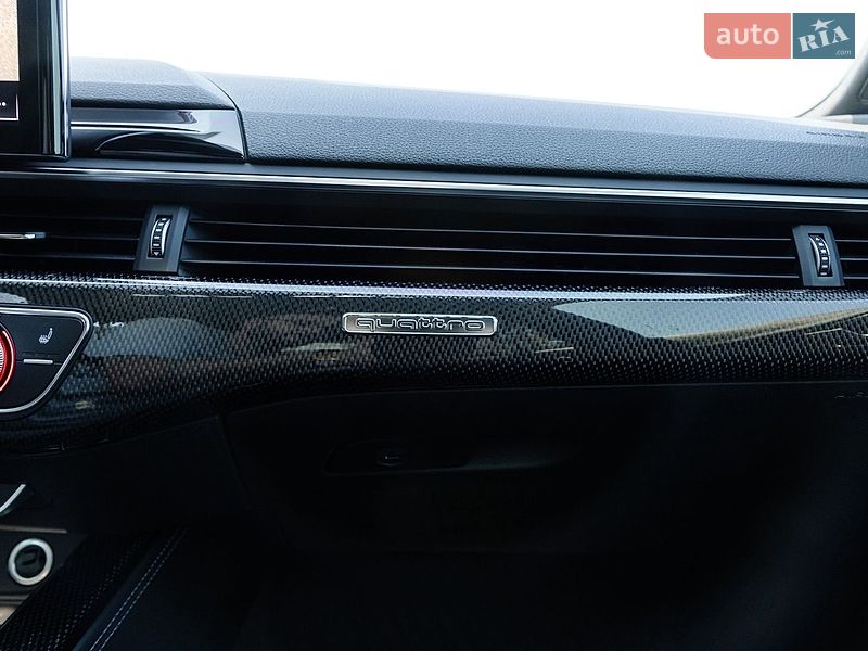 Седан Audi S4 2021 в Днепре