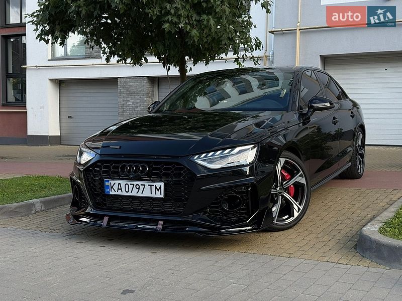 Седан Audi S4 2023 в Киеве
