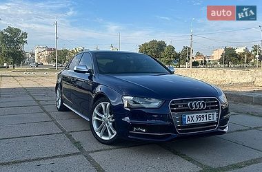 Седан Audi S4 2012 в Харькове