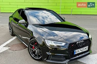 Седан Audi S4 2018 в Києві