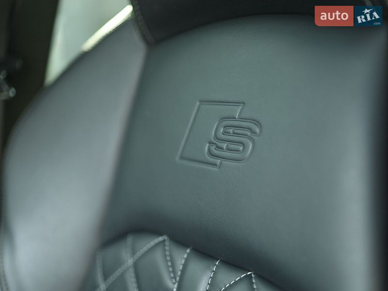 Седан Audi S4 2020 в Ивано-Франковске