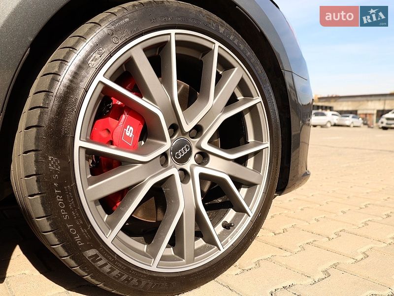 Седан Audi S4 2020 в Ивано-Франковске