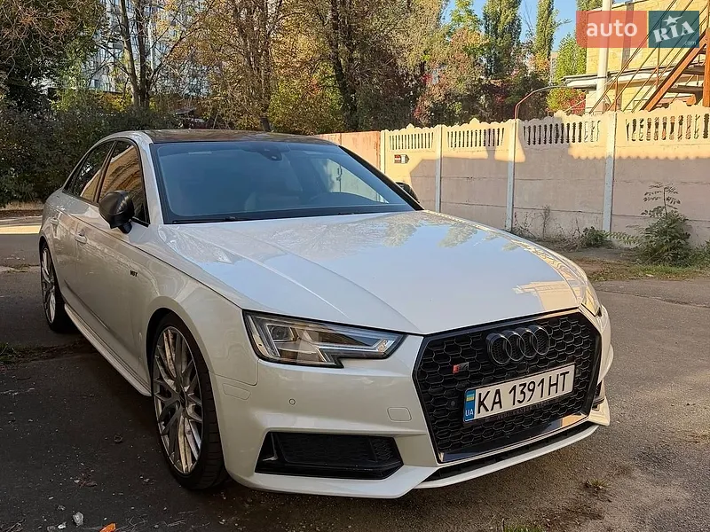 Audi S4