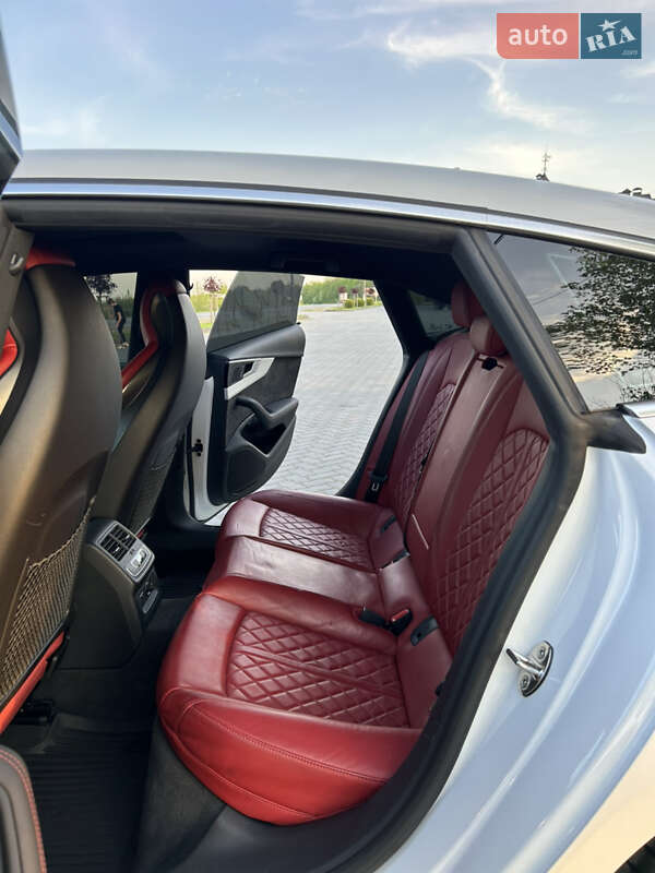 Лифтбек Audi S5 Sportback 2020 в Коломые