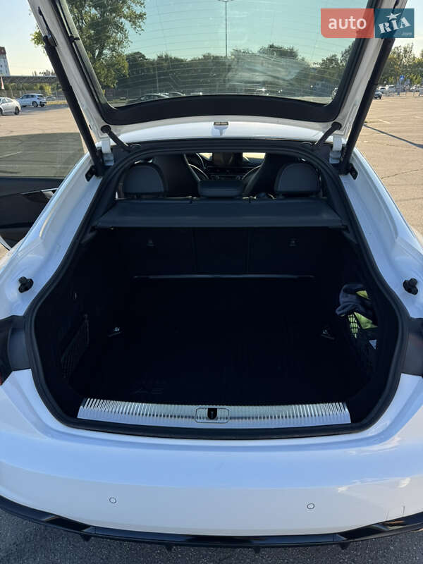 Ліфтбек Audi S5 Sportback 2021 в Дніпрі