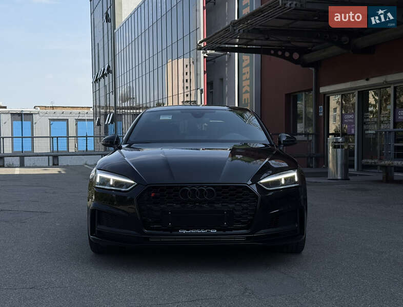 Лифтбек Audi S5 Sportback 2019 в 