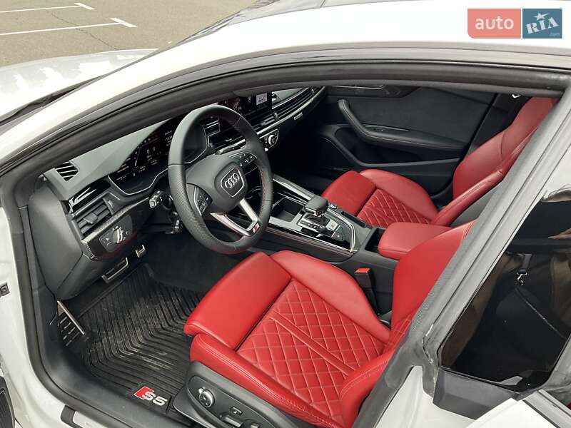 Лифтбек Audi S5 Sportback 2024 в Киеве
