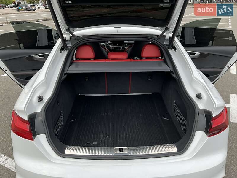 Лифтбек Audi S5 Sportback 2024 в Киеве
