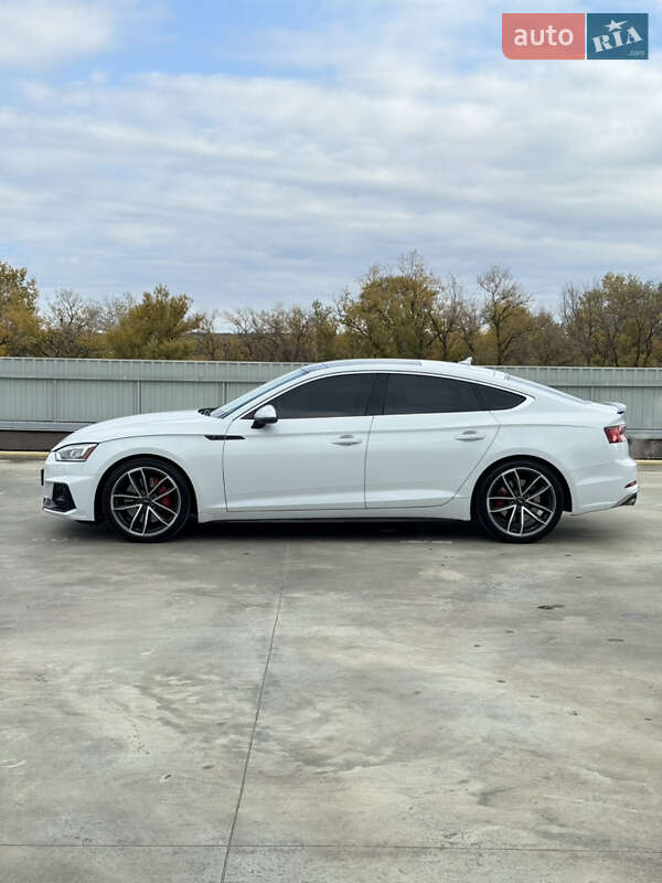 Лифтбек Audi S5 Sportback 2018 в Полтаве фото 5 Лифтбек Audi S5 Sportback 2018 в Полтаве