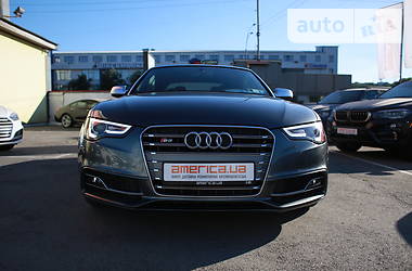 Кабриолет Audi S5 2015 в Киеве