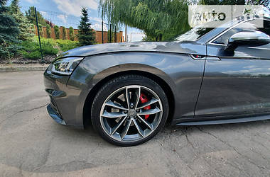 Седан Audi S5 2017 в 