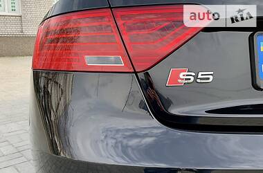 Купе Audi S5 2012 в 