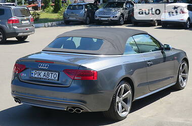 Кабриолет Audi S5 2015 в Киеве