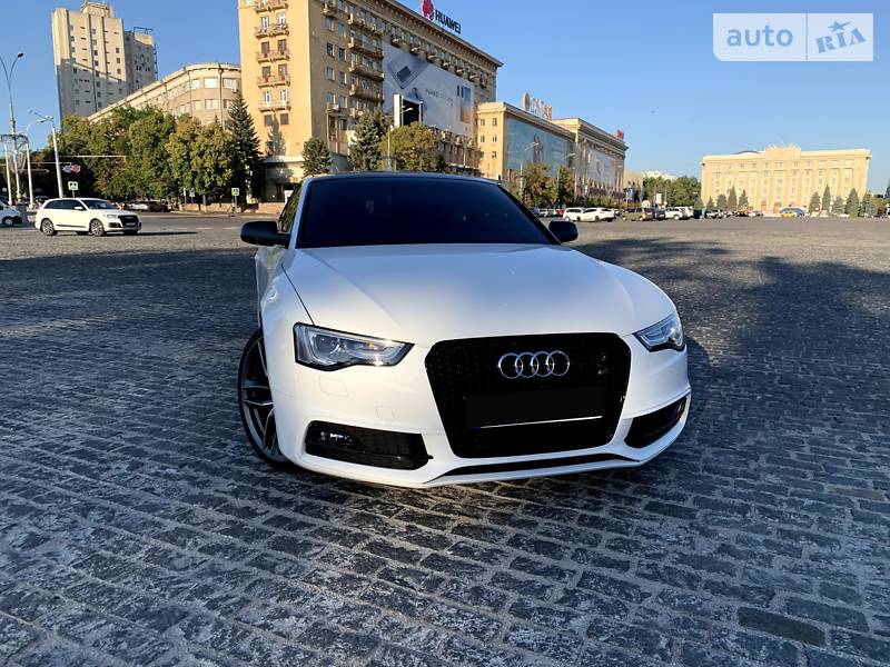 Купе Audi S5 2015 в Киеве