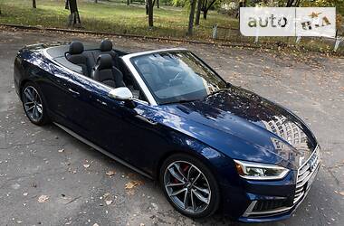 Кабриолет Audi S5 2017 в Киеве