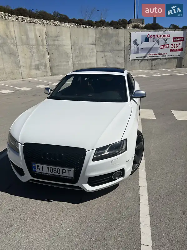 Купе Audi S5 2010 в 