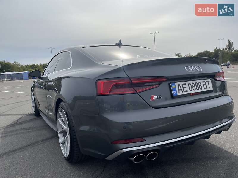 Купе Audi S5 2017 в Дніпрі