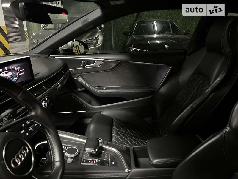 Купе Audi S5 2017 в Киеве