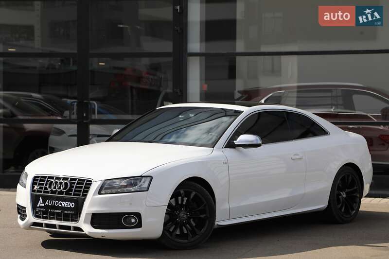 Купе Audi S5 2010 в Харькове
