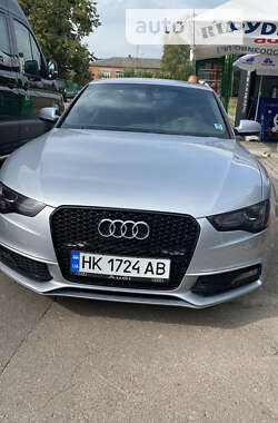 Купе Audi S5 2014 в Смизі