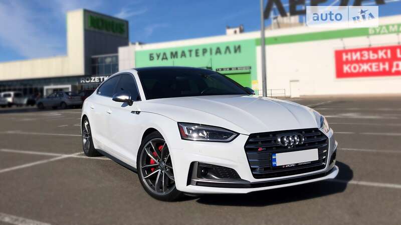 Лифтбек Audi S5 2017 в Харькове