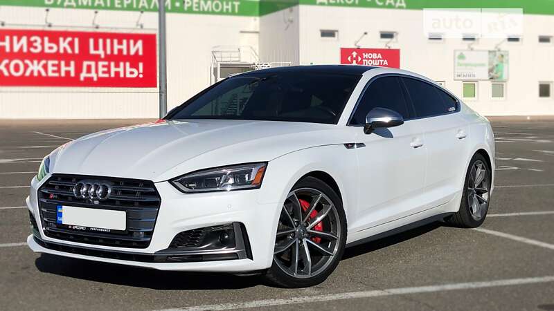 Лифтбек Audi S5 2017 в 
