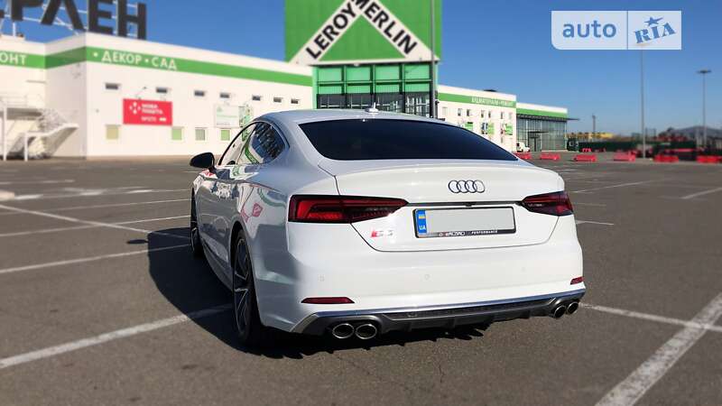 Лифтбек Audi S5 2017 в Харькове