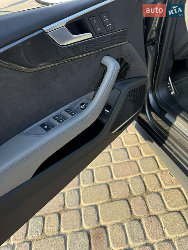 Кабриолет Audi S5 2017 в Тернополе