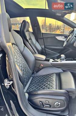Лифтбек Audi S5 2021 в 