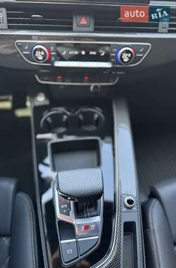 Купе Audi S5 2023 в 