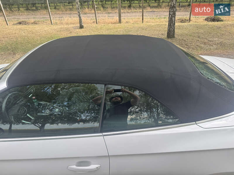 Кабриолет Audi S5 2022 в Днепре