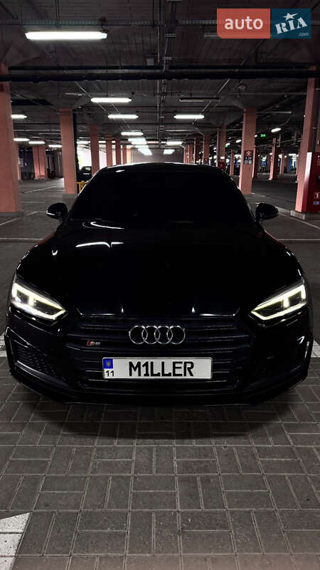 Купе Audi S5 2019 в Киеве
