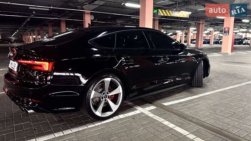 Купе Audi S5 2019 в Киеве
