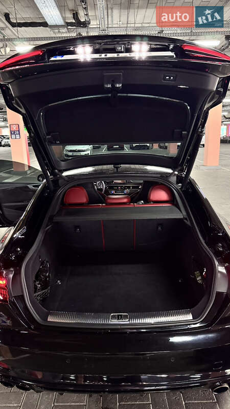 Купе Audi S5 2019 в Киеве