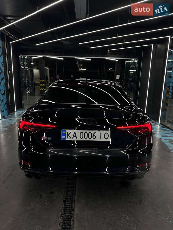 Купе Audi S5 2019 в Києві