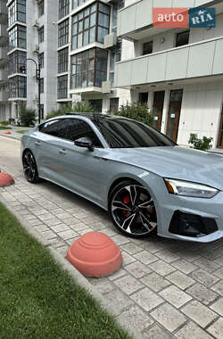 Купе Audi S5 2021 в 