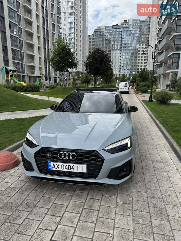 Купе Audi S5 2021 в Киеве