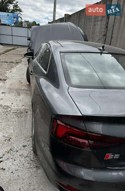 Купе Audi S5 2019 в 
