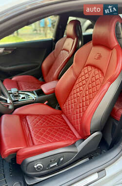 Купе Audi S5 2022 в 