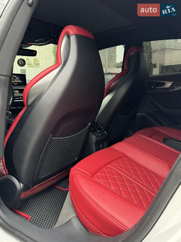 Купе Audi S5 2017 в Киеве