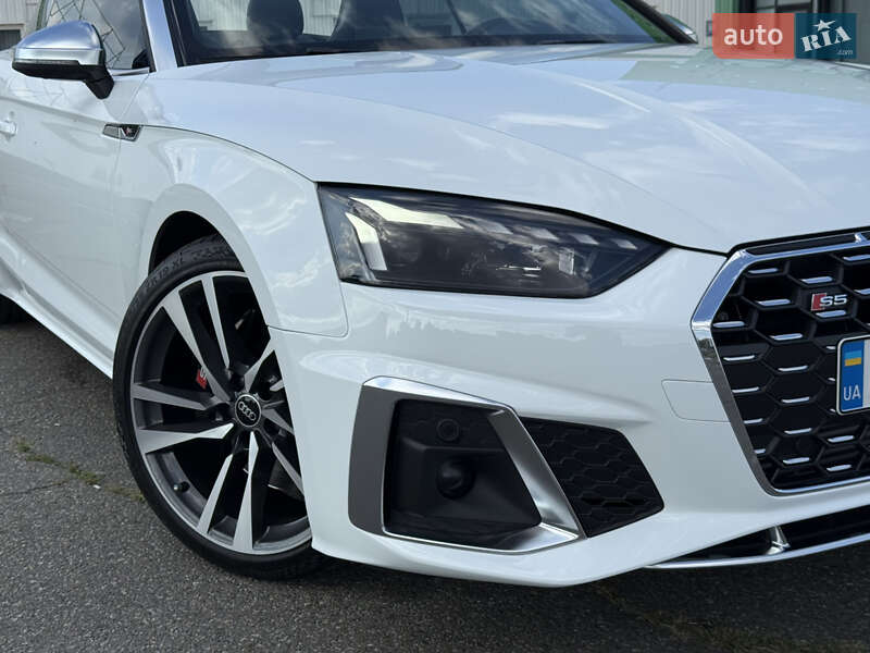 Кабріолет Audi S5 2022 в Києві