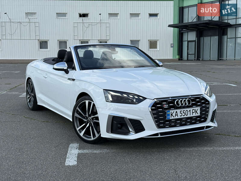 Кабріолет Audi S5 2022 в Києві