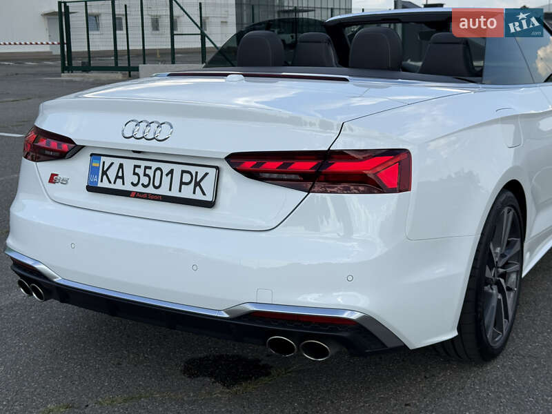 Кабріолет Audi S5 2022 в Києві